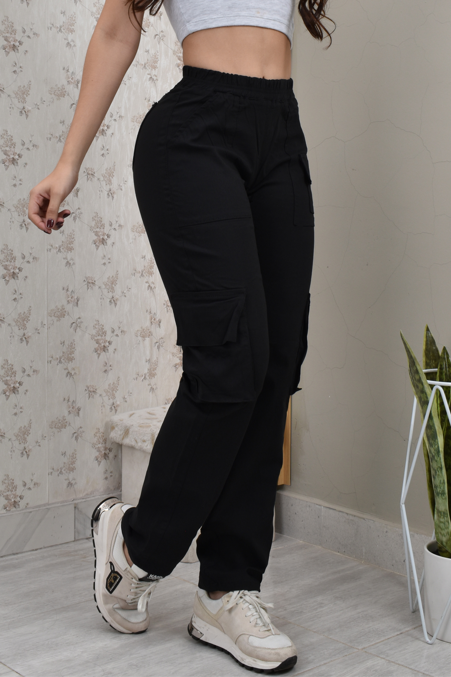 PANTALON JOGGER CARGO NEGRO BIKLEY REF. BK-254003